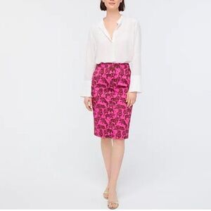 J. CREW EUC 2 Pencil® Sleepy Lions Print Skirt in Fuchsia Brown Size 10